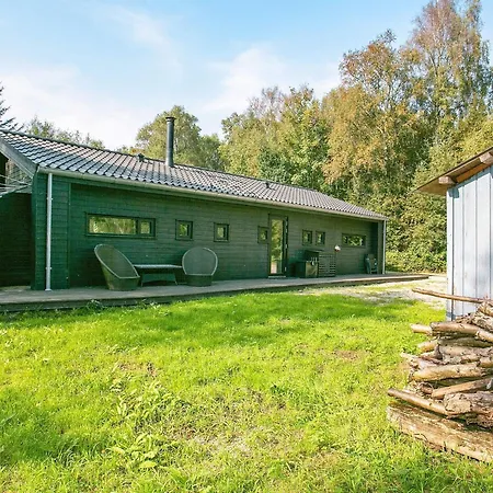 7 Person In Feriehus Bogense